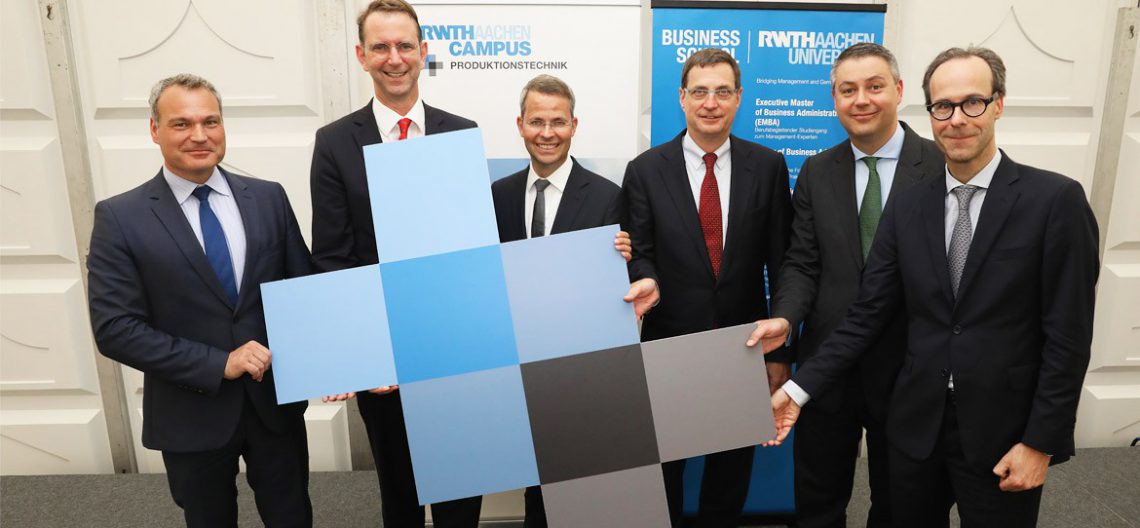 Bildunterschrift: Eröffnung Cluster Produktionstechnik und RWTH Business School (v.l.n.r.: Dr. Walther Pelzer, Prof. Günther Schuh, Prof. Malte Brettel, Dr. Bernd Bohr, Dr. Oliver Schumy, Prof. Frank Piller)