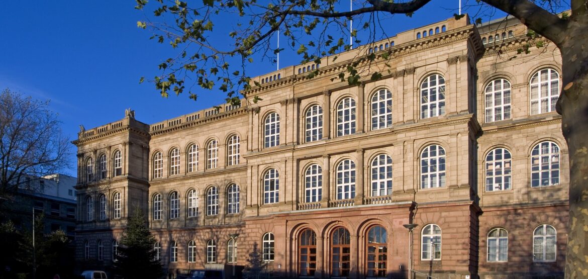 Hauptgebäude RWTH