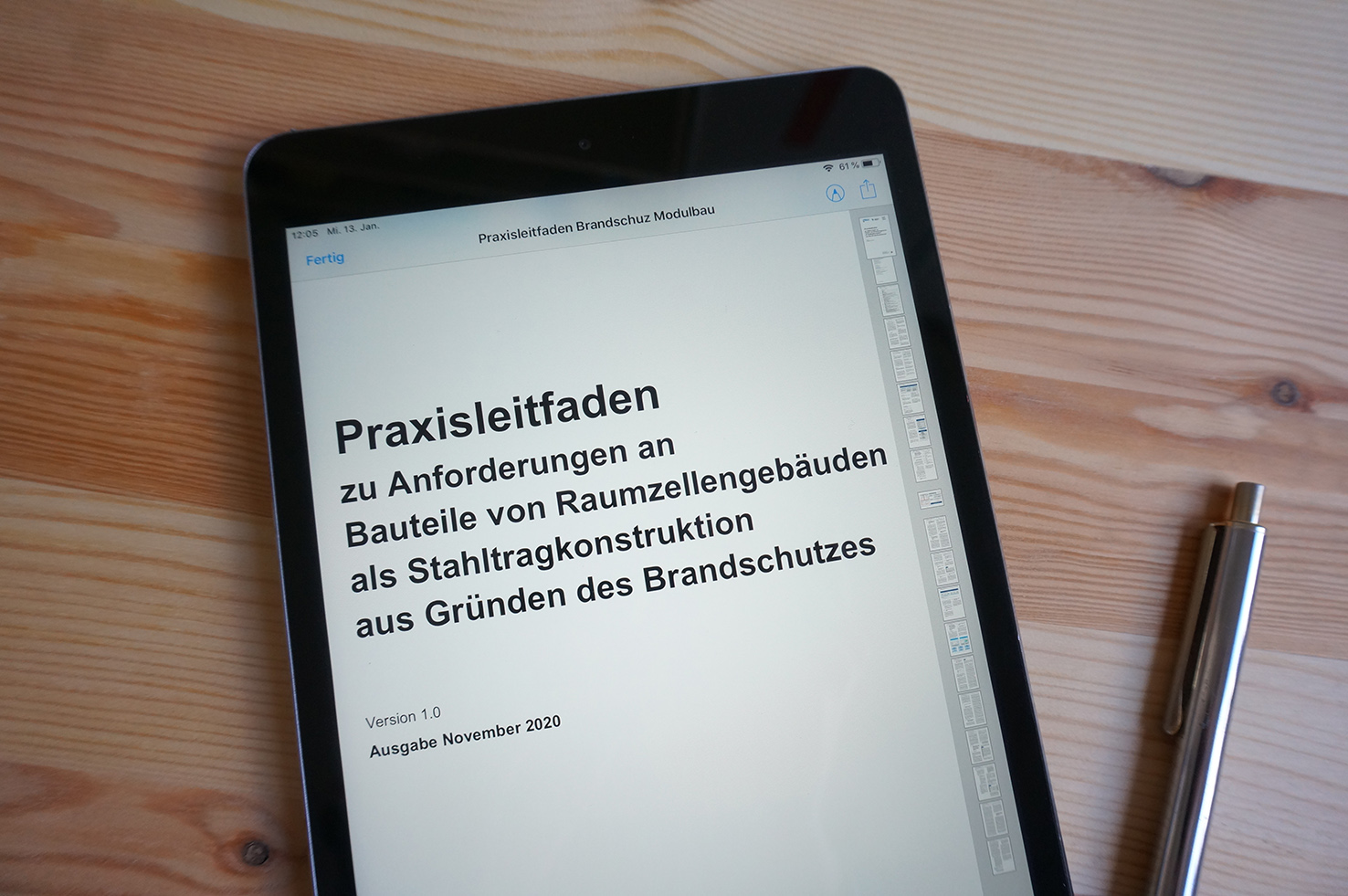 Praxisleitfaden_CoverёCampus-GmbH Cluster Bauen 